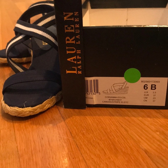 Espadrilles - Picture 4 of 4